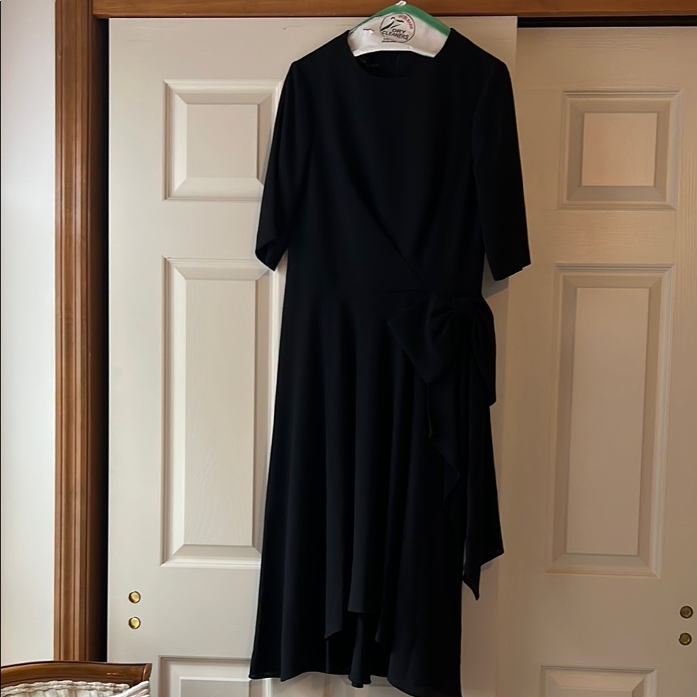 Teri Jon by Rickie Freeman Elegant Black Bow Dress